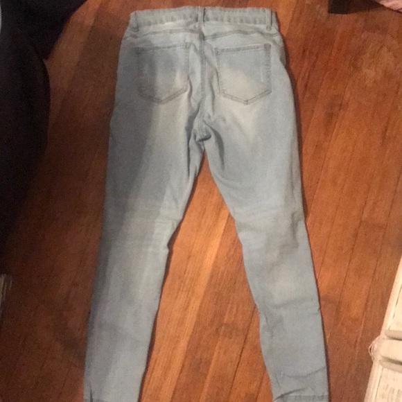 Light wash Distressed WAX Jeans (Fashion Nova) - Picture 5 of 5